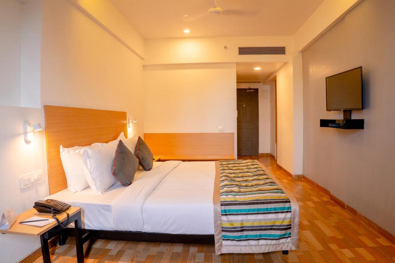 Tgi Ameya Grand Hotel Panaji Exterior foto